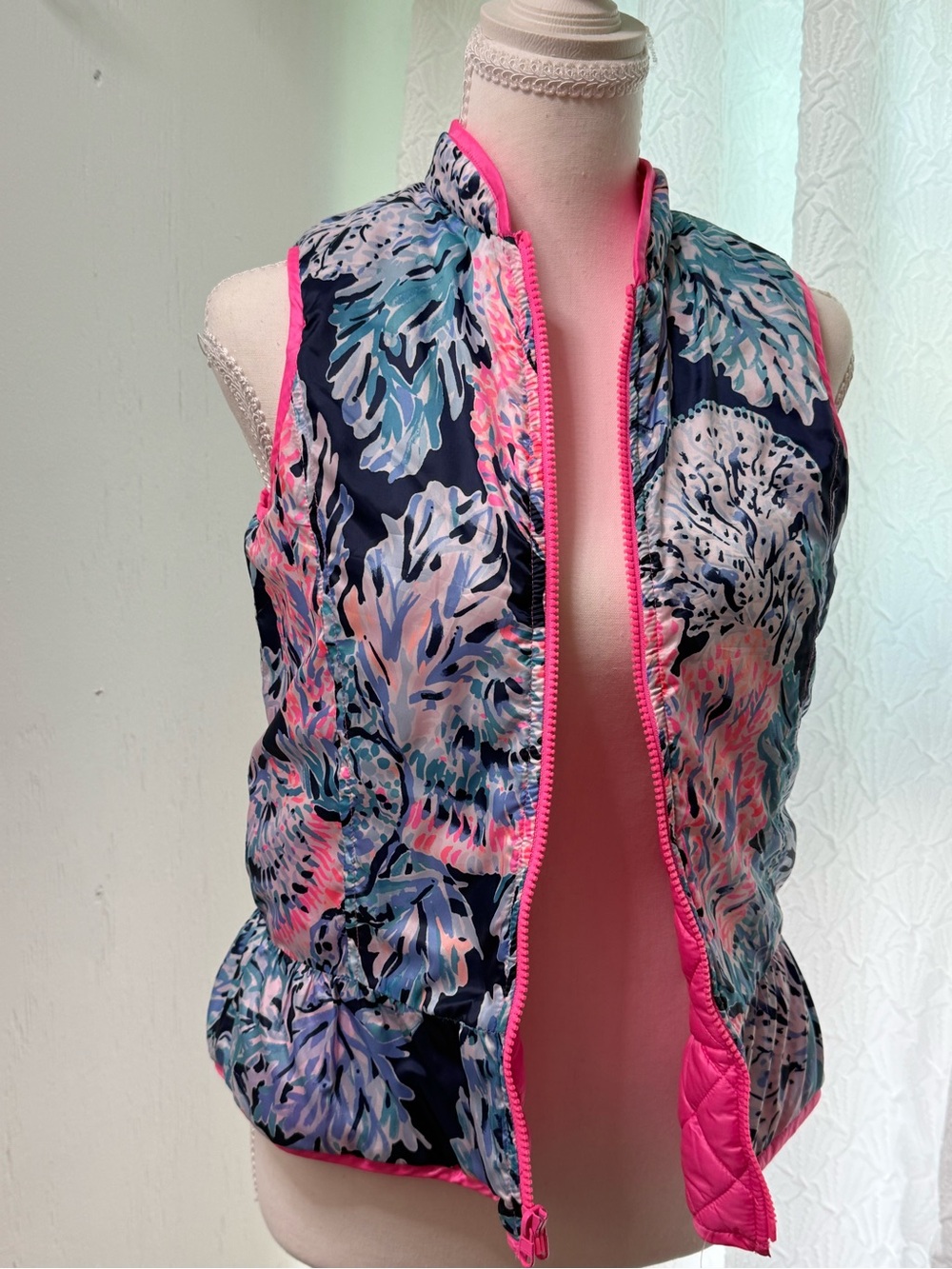 Lilly Pulitzer Navy Floral Quilted Vest with Hot Pink Trim